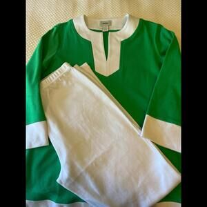 Neiman Marcus exclusive 2pc. Tunic top and pant